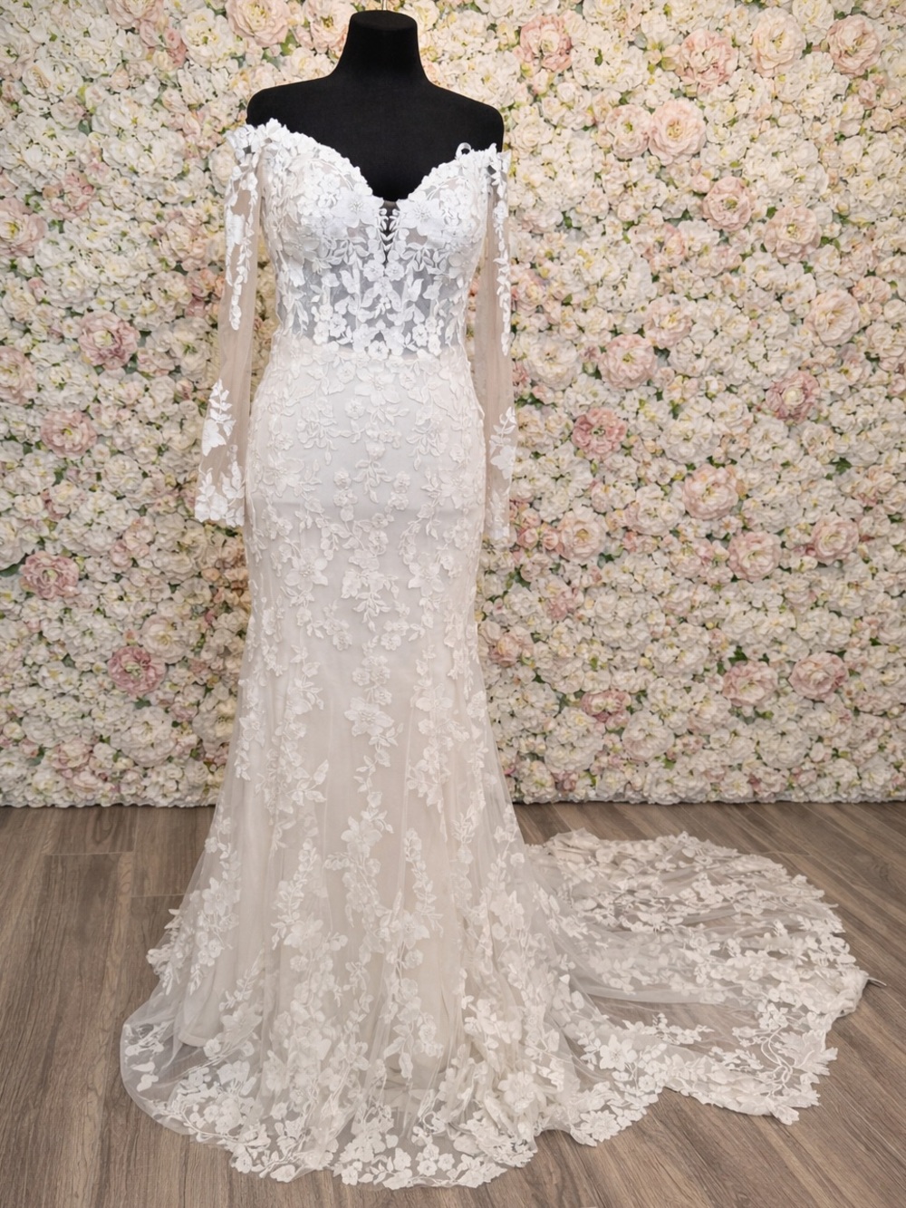 Allure Bridals Ivory Lace Off the Shoulder Wedding Gown Style 9863